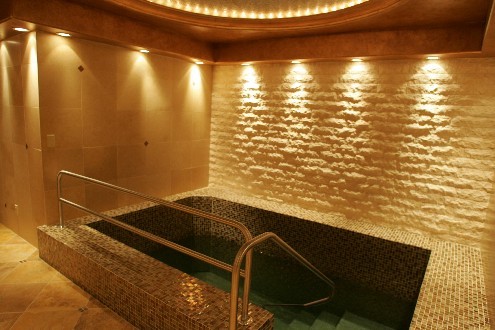 Mei Menachem Mikvas Devorah